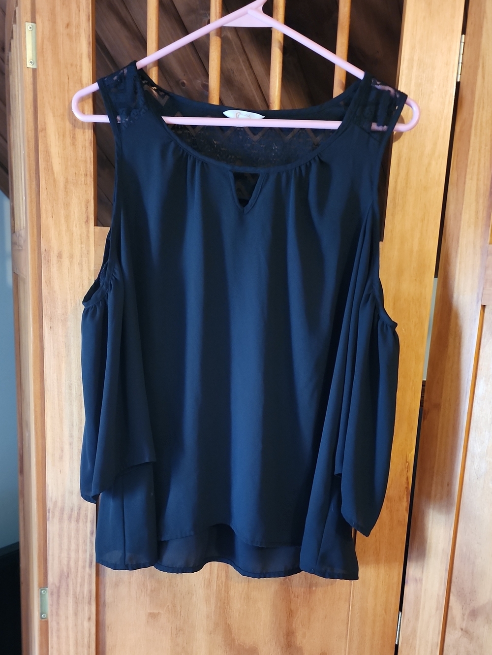 Candie's Black Lace-Trim Cold Shoulder Camisole